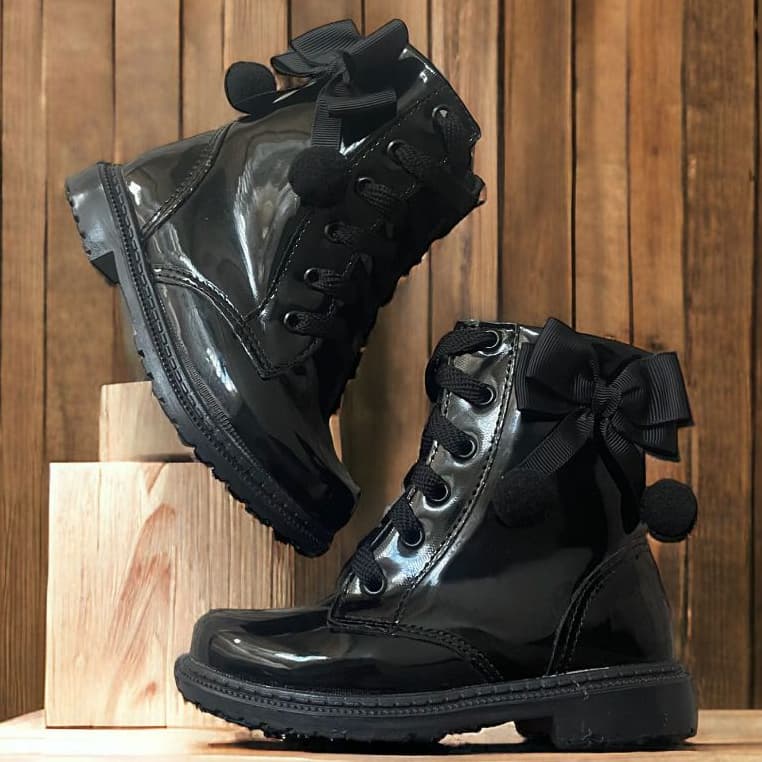 Coturno Infantil Menina Verniz Laço Pompom Love On Feet Shoes 20 Ao 27