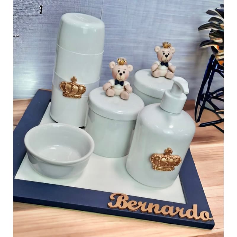 Kit higiene porcelana ursinho Rei Príncipe Princesa com nome do bebe