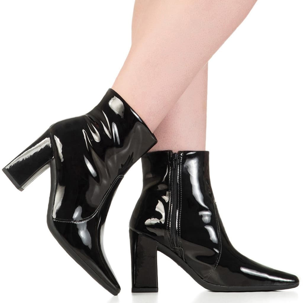 Bota Feminina GiGiL Salto Grosso Médio Bico Quadrado Cano Curto Verniz Zíper Macio Blogueira