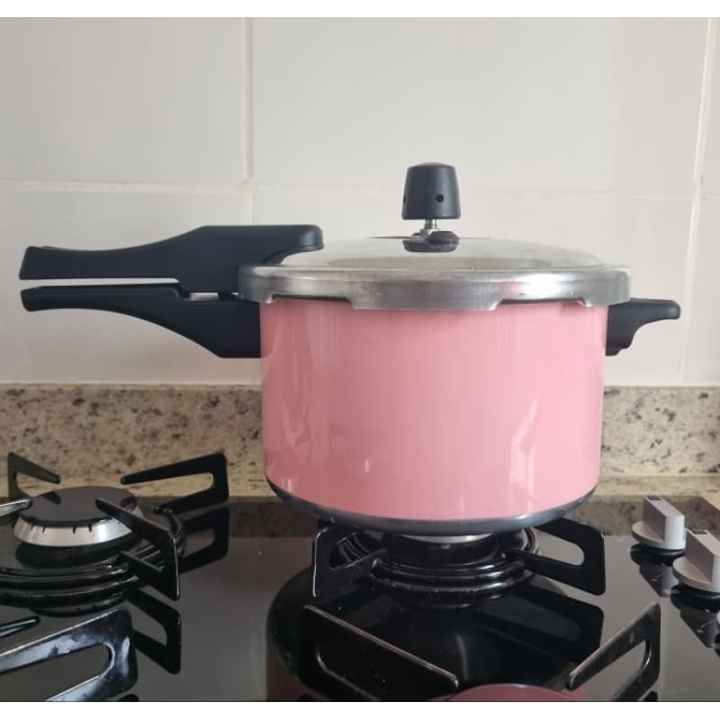 Panela de Pressão Fechamento Externo 5Lts Rosa Colorida Lançamento Segura Tendência Cozinha