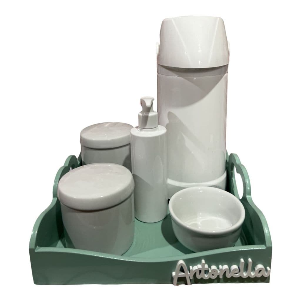 Kit Higiene Bebe Porcelana Bandeja Pinus Coração Verde Garrafa Pump Nome Personalizado