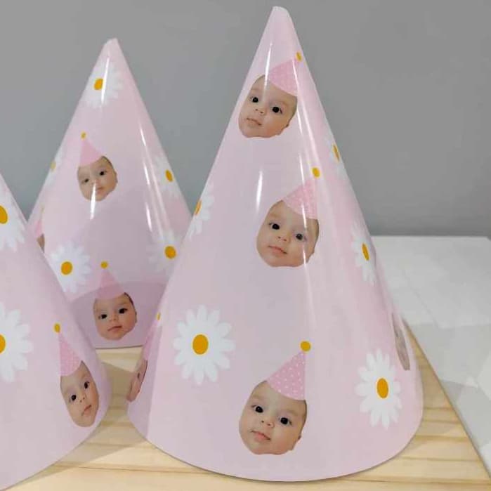 KIT CHAPÉUS FESTA DE ANIVERSÁRIO PERSONALIZADO TEMA MARGARIDAS/ FOTO REAL DO CHAPÉU