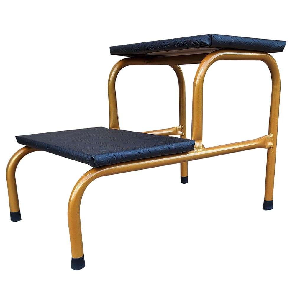 Escada Clínica de 2 Degraus Esmaltada Piso MDF Com Antiderrapante Cor Dourada Medcombo