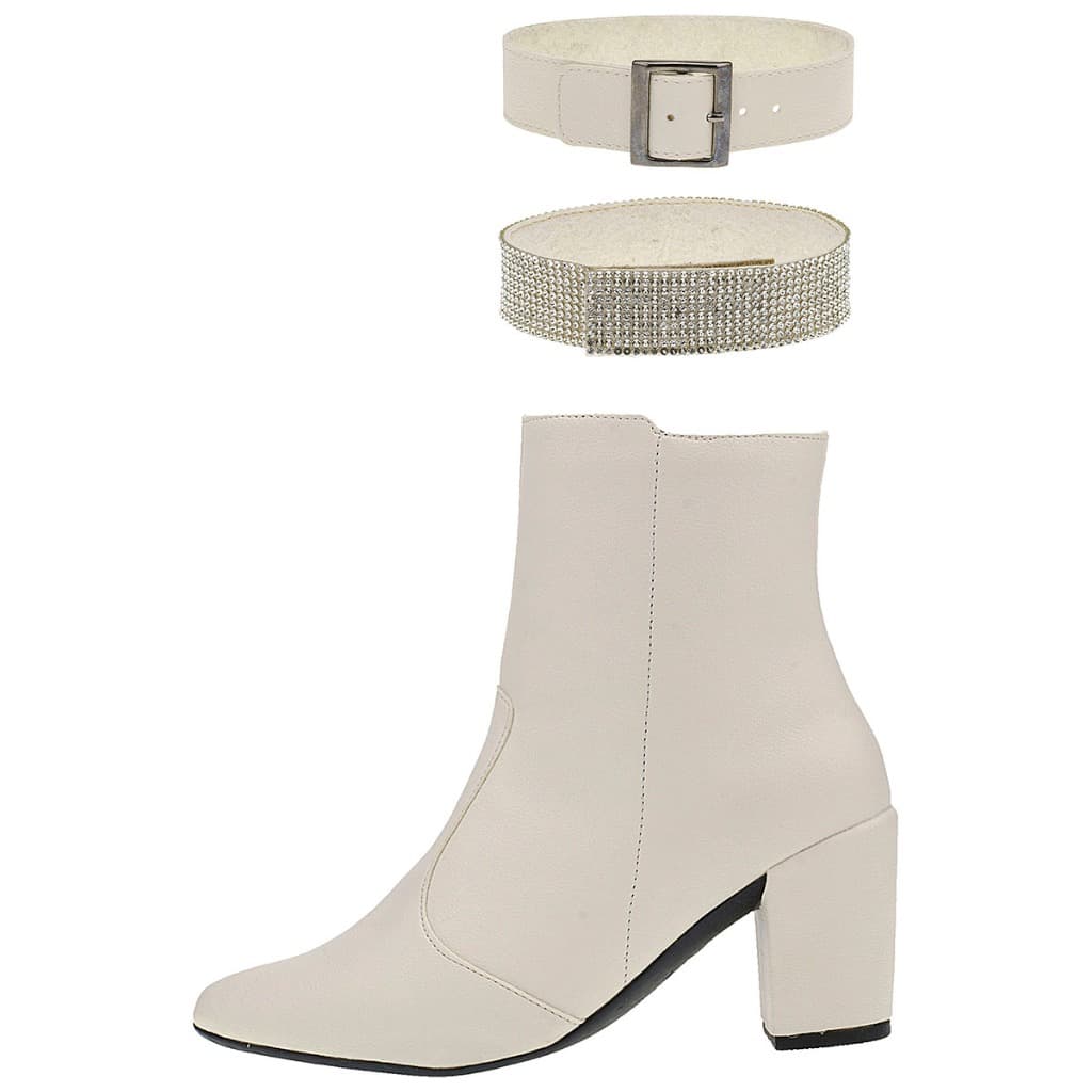 Bota Bico Fino Com Strass e Manta Coturno Feminino Off white Cano Curto Salto Alto Elegante