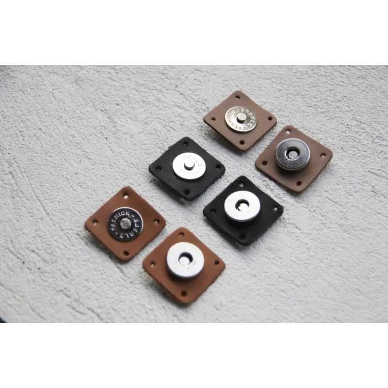 Kit com 2 e 5 Unidades de Botões com imantado em couro sintético fechamento de bolsas crochê, macramê e tricô
