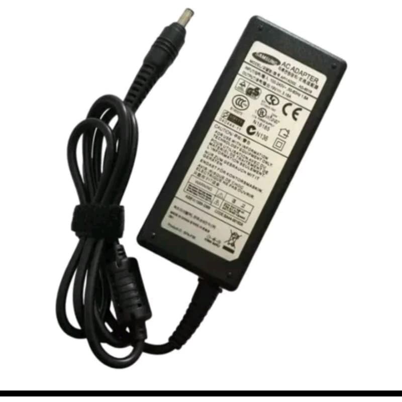 Fonte Carregador Compatível Samsung 19V 3.16A 60W Pino 5.5x3.0mm Bivolt para Notebook