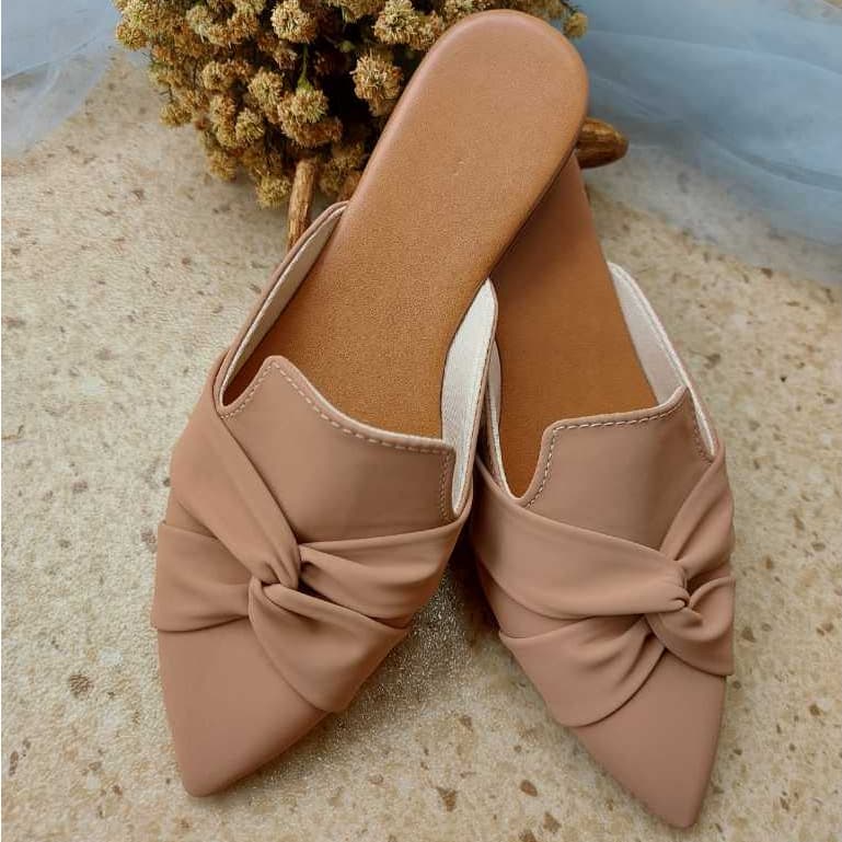 Mule Feminino Sapatilha Sapato Mocassim Muller Bico Fino Entrelaçado