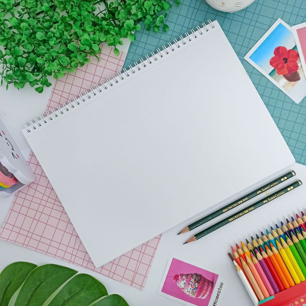 Caderno Sketchbook Universitário A4 21 x 30 cm 50 Folhas Brancas 150 g/mCustomizável - Art&Art