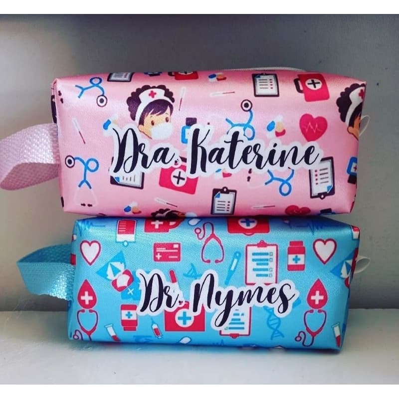 1 necessaire box personalizada  com alça.