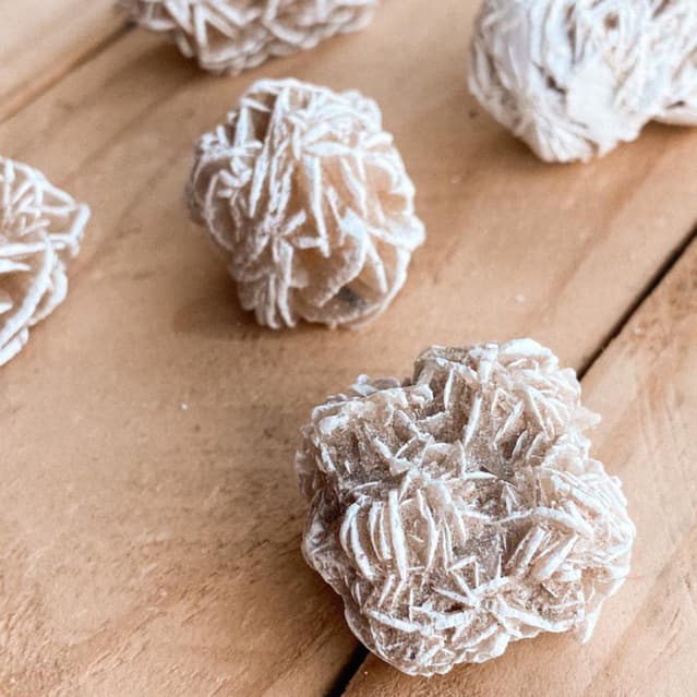 SELENITA ROSA DO DESERTO BRUTA - PEDRA PARA TRAUMAS EMOCIONAIS - Cristal Pedra Bruta Natural