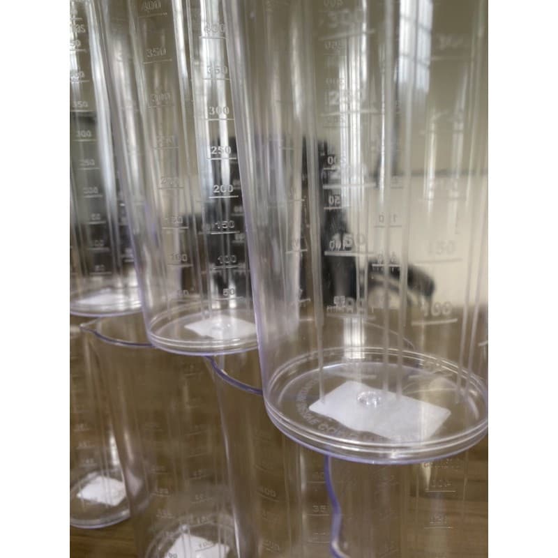 KIT C/ 2 CopoS Medidores/Dosadores Graduado Acrílico 500ml cada