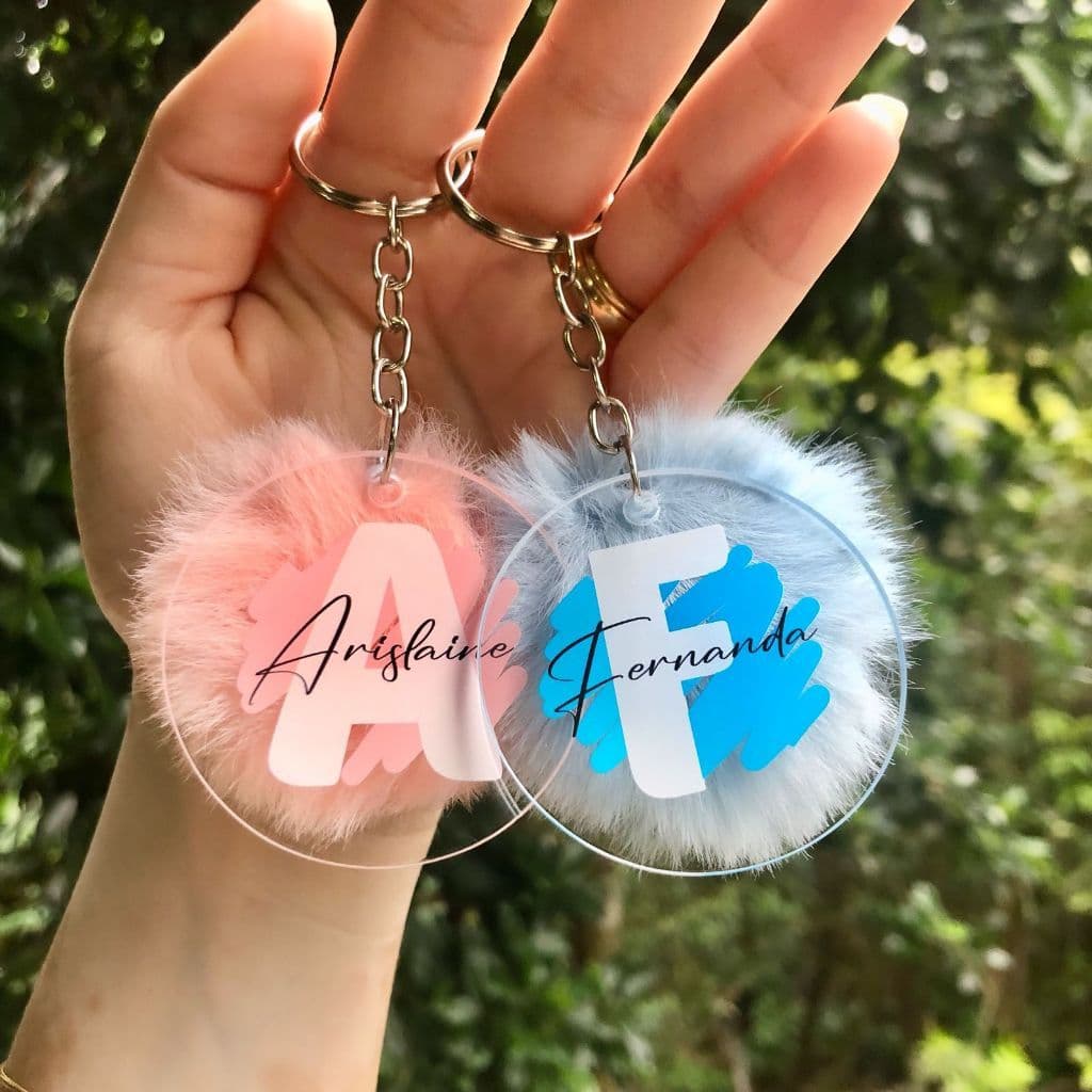 Chaveiro Personalizado Com Nome (Acompanha Pom pom)