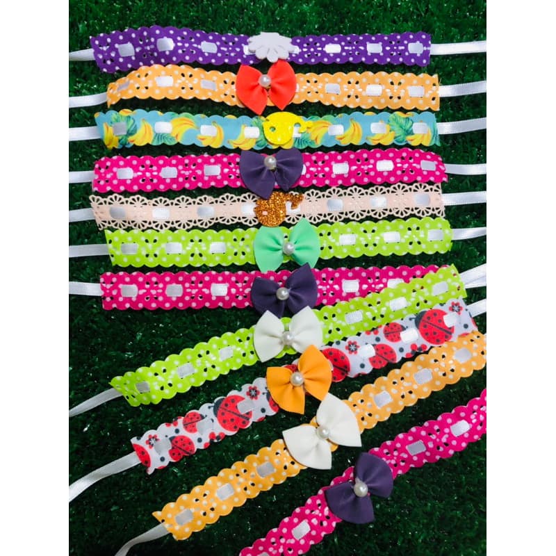 Kit 50 gargantilha passa fita pet laço de pescoço cachorro caes enfeite colar