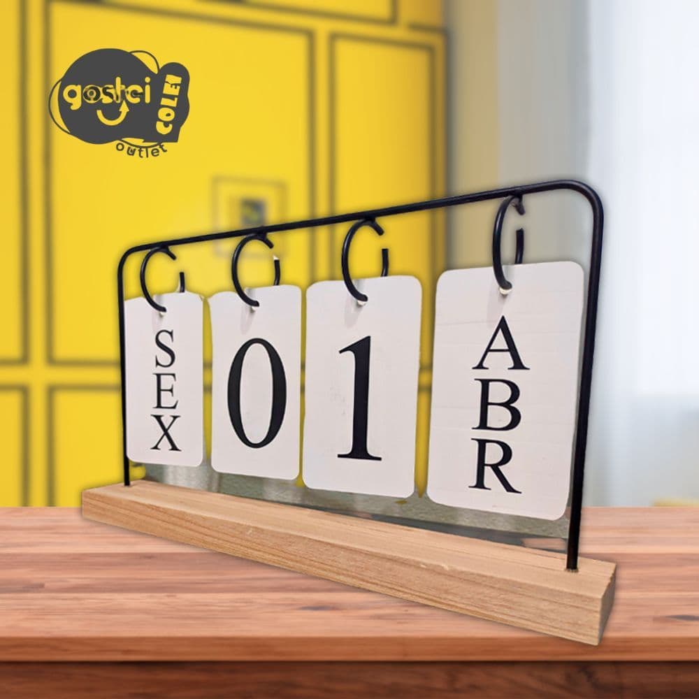 Calendário de Mesa Permanete Decorativo com Plaquinhas Casa Escritório
