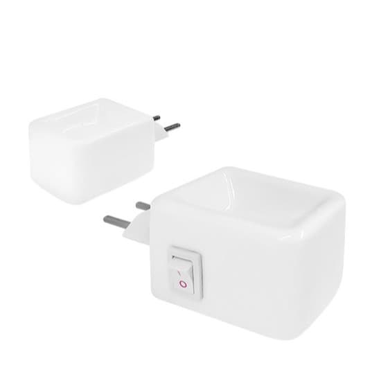 Difusor Aromatizador Elétrico de Ambiente Bivolt 30ml Tomada Giratória em Porcelana + Opção Essência