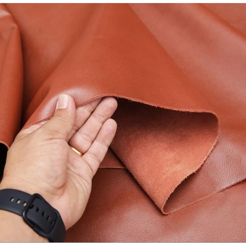 Peles de couro Bovino| Vestuario|Bolsas|Carteiras|Cintos|Todo trabalho feito a couro[ 📦 envio em 24 hrs ]