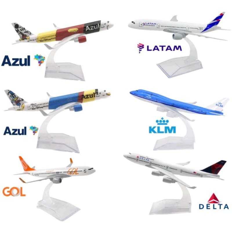 Miniatura de avião comercial