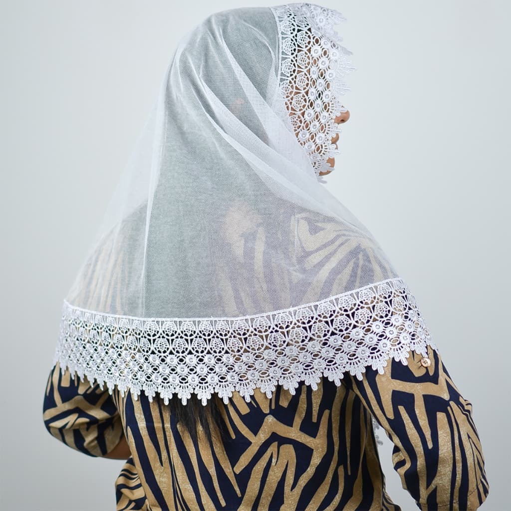 Véu Ccb Adulto Renda Larga Floral Congregação Cristã (mod. Fabiana)