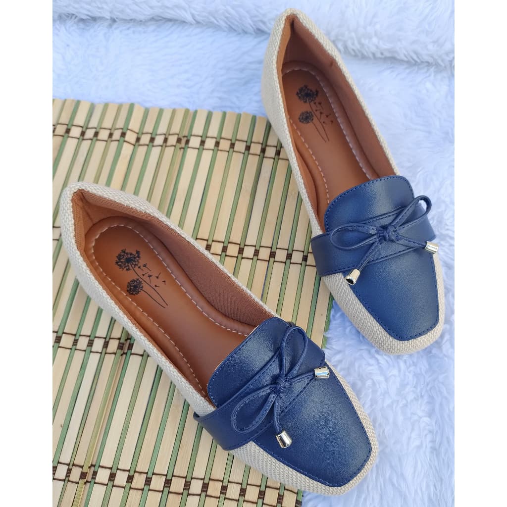 Mocassim bico quadrado juta com napa azul marinho e laço CONFORT