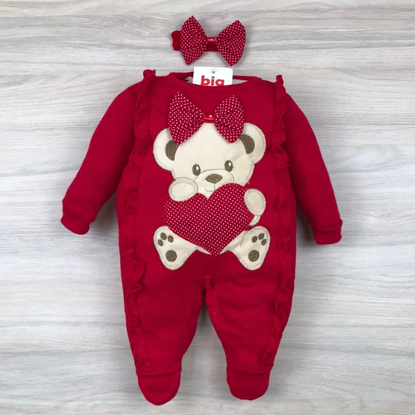 Macacão bebê menina bordado ursa coração com laço delicado