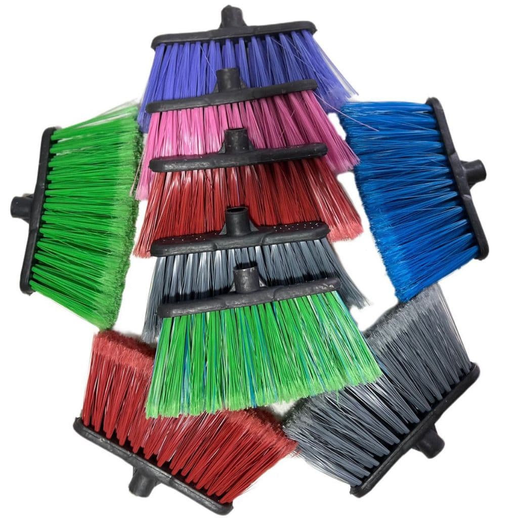 vassoura com base de plastico 12 unidades sem cabos