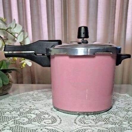 Panela de Pressão Fechamento Externo 7L Rosa Bebê Grande