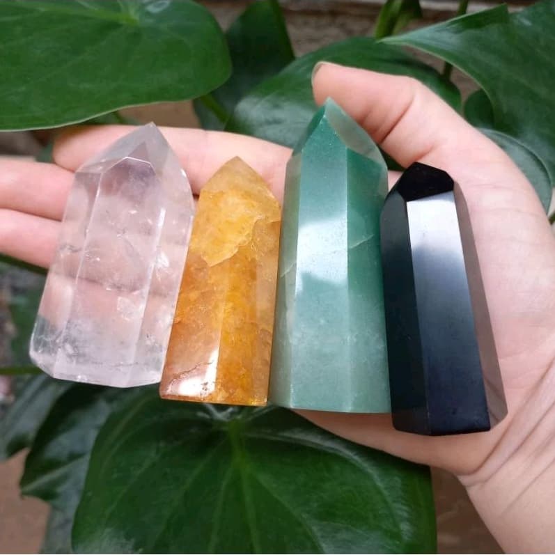 Ponta de Cristais naturais Lapidada 5cm a 12cm - Pedras Naturais Polida - Diversas Cores