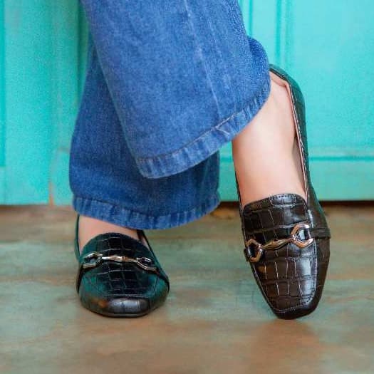 Sapatilha Feminina Preta Mocassim Bico quadrado Sapato feminino