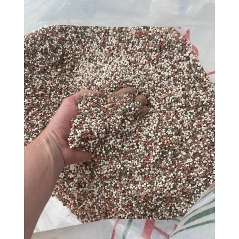 Adubo Fertilizantes 1/2/5/10 Kg para todos os tipos de plantas 10.10.10 flores/hortaliças/frutíferas