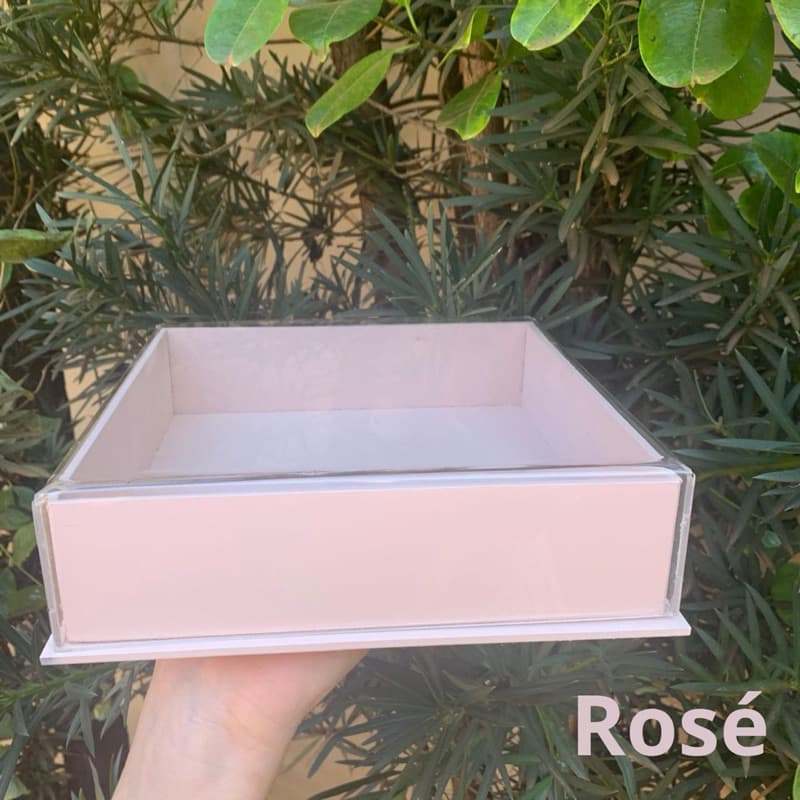 Caixa em MDF Colorida tampa Acrílica com Nome Personalizado