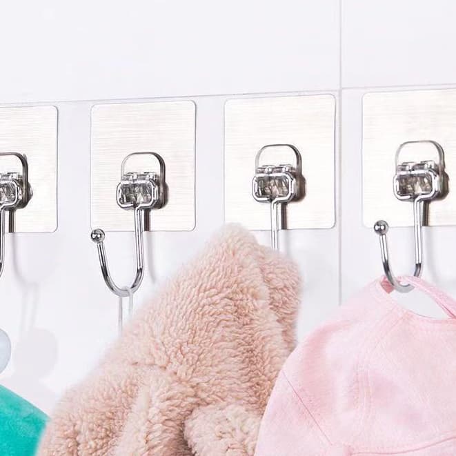 Kit 5/10/20 Ganchos Adesivos Universais com Acabamento Metálico - Força e Elegância para Sua Casa