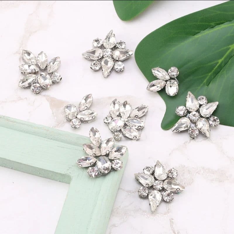 Aplique de  Roupa Patch Termocolante de Strass Pedraria