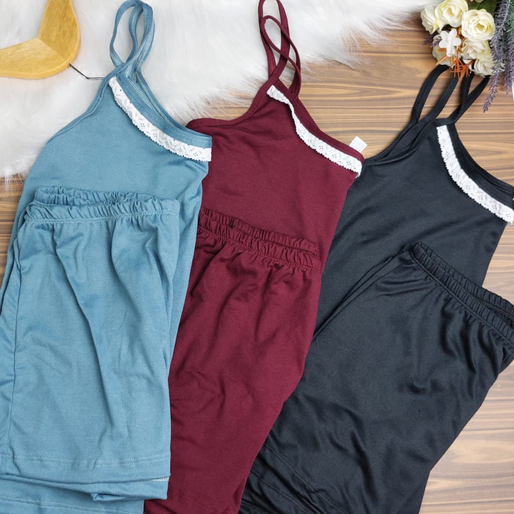 KIT COM 3 PEÇAS BABY DOLL JUMA SUEDI LISO COM RENDA PIJAMA LINHA NOITE CONFORTÁVEL MODA FEMININA