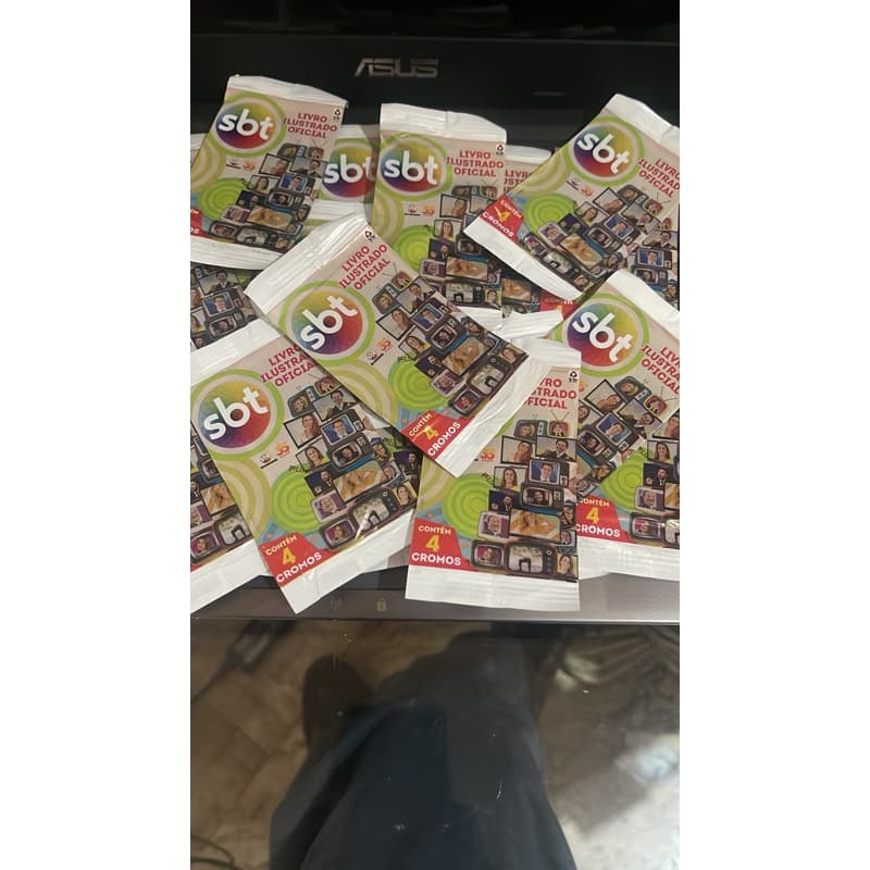 cromos figurinhas oficiais SBT 35 anos (valor por cada envelope)