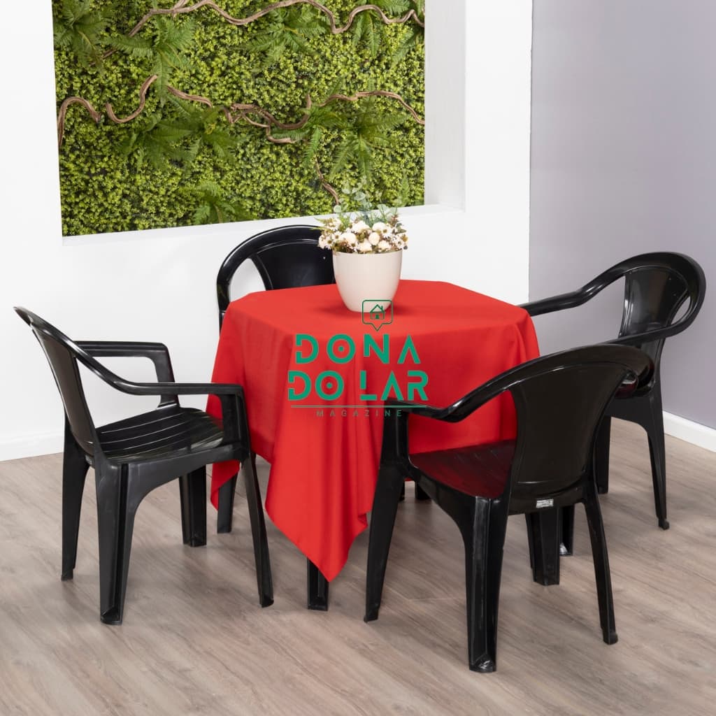 Kit Com 10 Toalhas De Mesa  Tecido Oxford 1.50 x 1.50 Festas e Buffes Acabamento Overloque