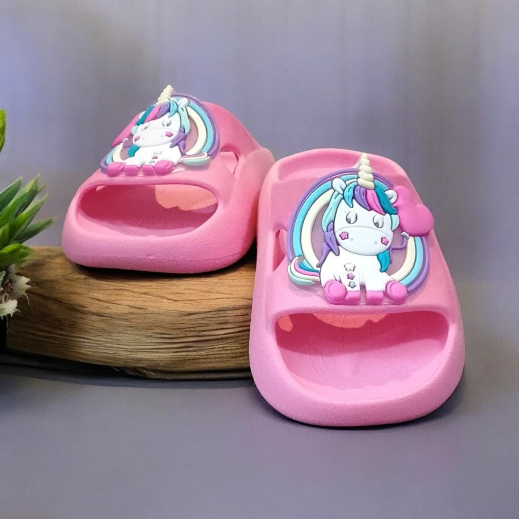 Chinelo Nuvem Infantil Feminino Unicórnio Leve e Confortável Slide de Menina