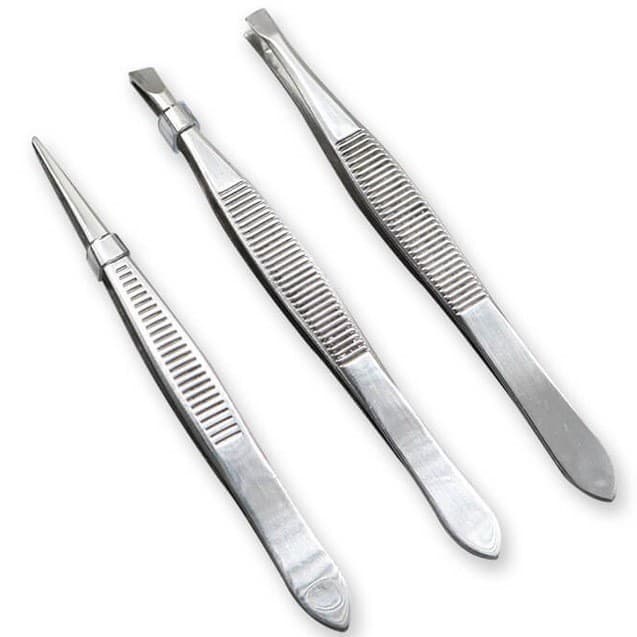 Kit 3 Pinças Para Designer De Sobrancelhas /3 pontas diferentes