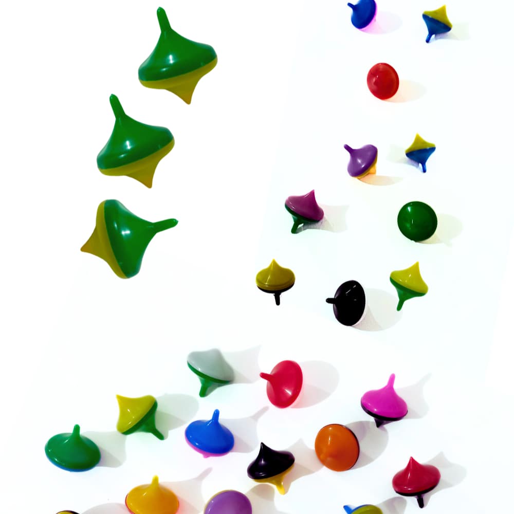 100 Mini Pião Brinquedo Surpresa Festa Criança Lembrancinha Infantil Aniversario Prenda Quermesse