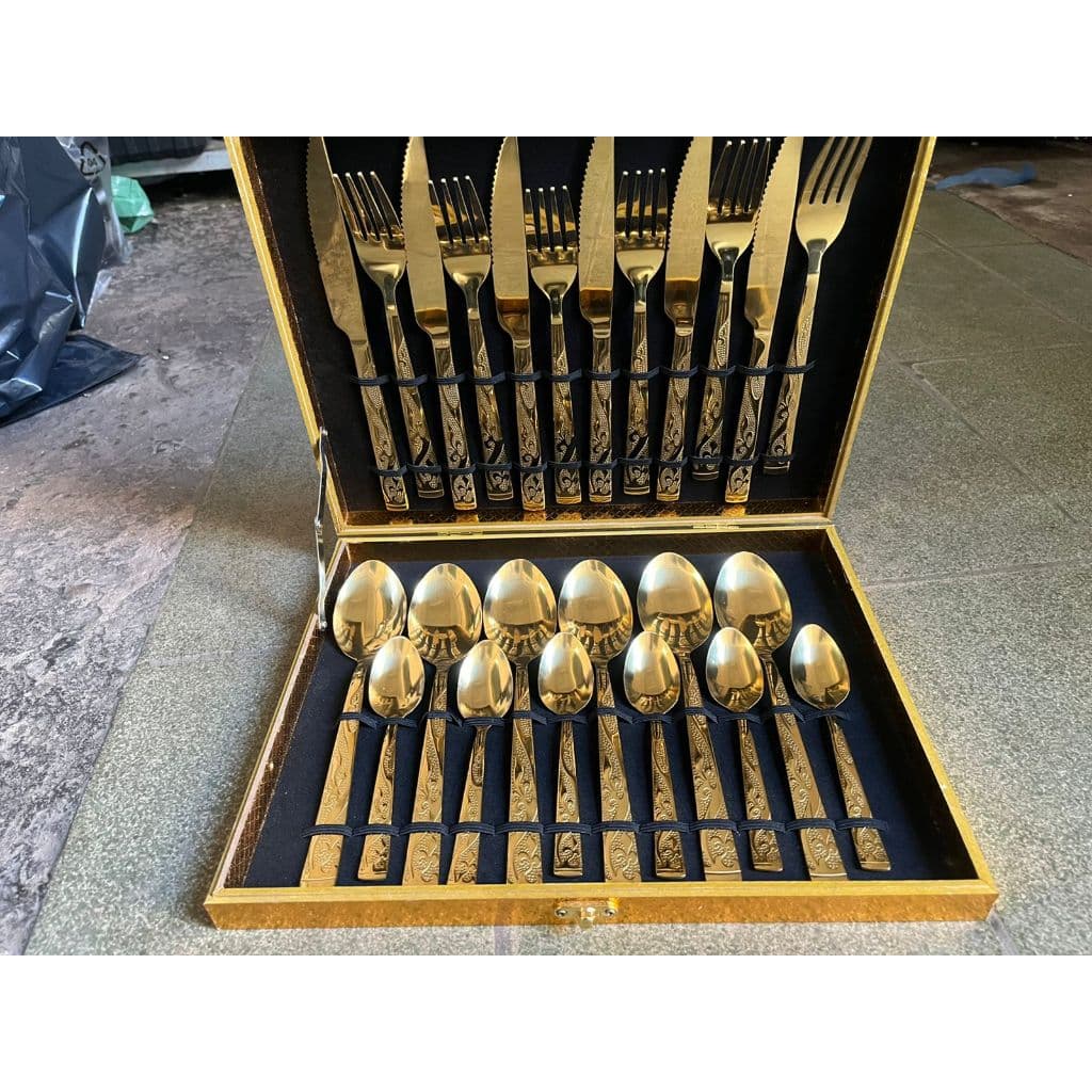 Kit Faqueiro Maleta De Talheres Inox 24 Peças Com Dourado
