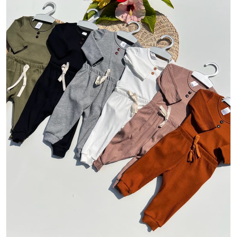 Kit 4 Peças - Body e Calça Bebe Menina Menino Manga longa Unissex Confortavel Infantil Kids