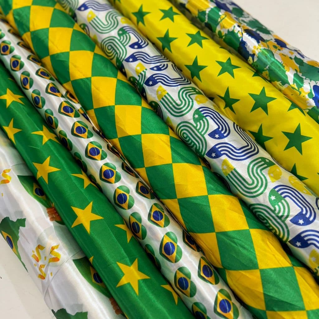 Tecido Cetim Estampado Brasil Patriota 1,40m Para Decorações e Festas Copa do Mundo