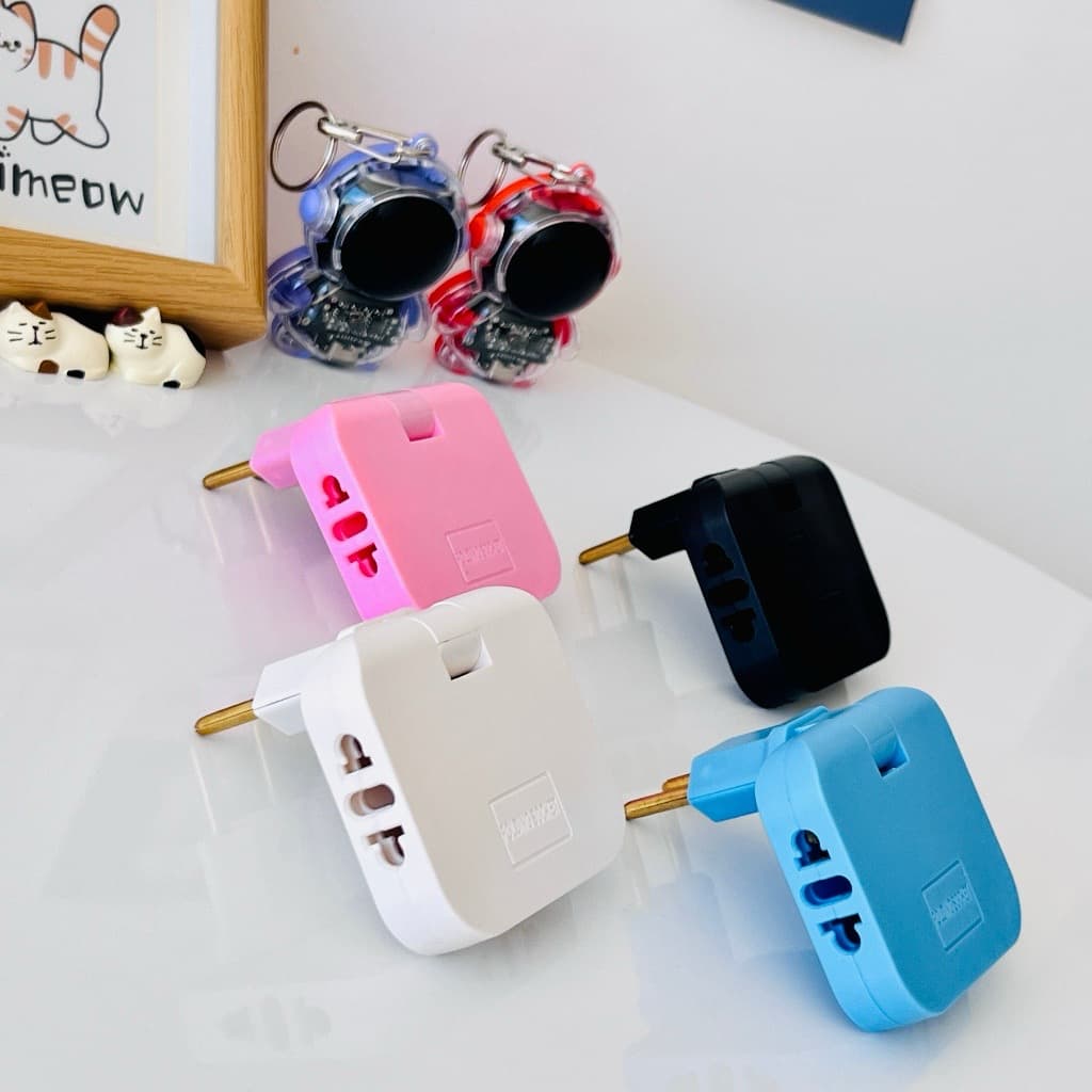 kit 3 Adaptador Tomada Padrão Europeu Para 3 Universal T 10A 180Graus