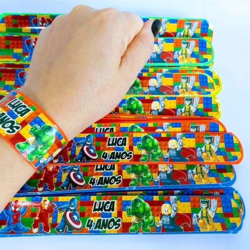 Pulseiras bate enrola - qualquer tema