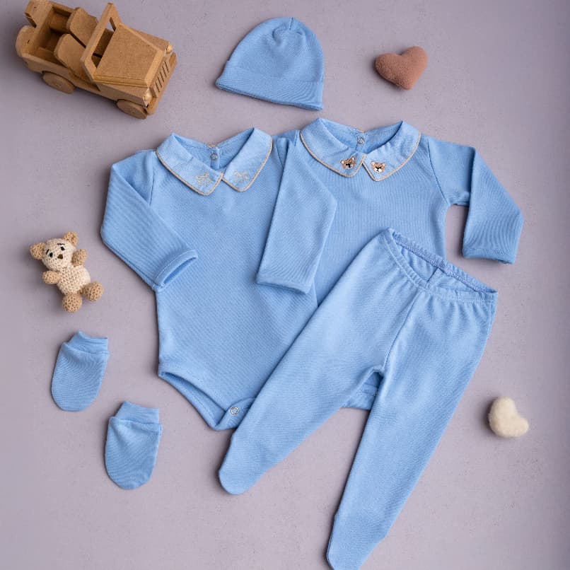 Kit 4 Peças Saída Maternidade Bebê Menino Azul Body  + Touca + Calça Mijão + Par de Luvas
