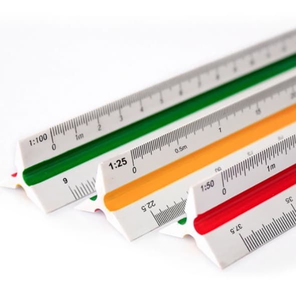 ESCALÍMETRO DE PLÁSTICO 30 CM C/ 6 ESCALAS - BLISTER C/ 1 UND JOCAR OFFICE