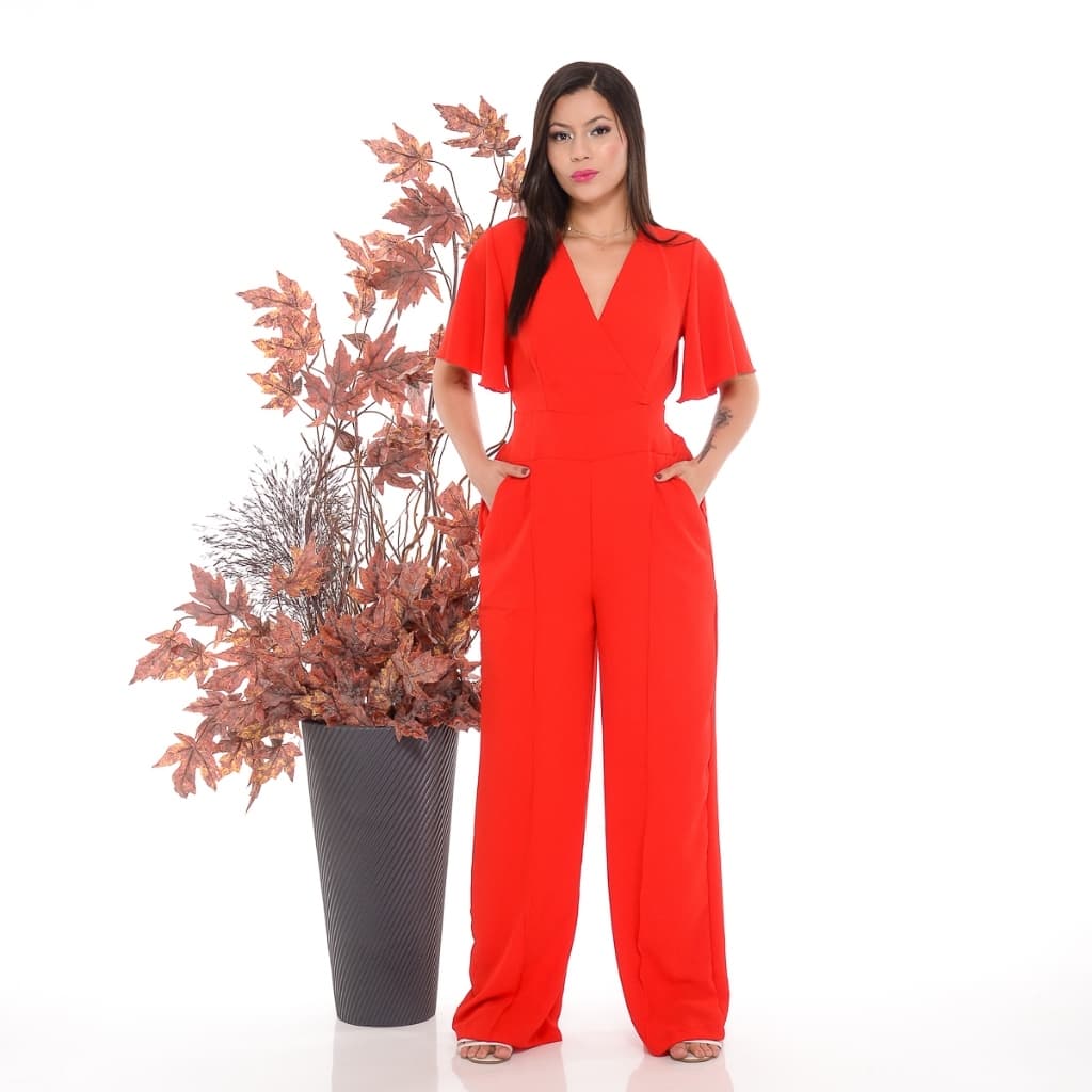 Macacão Feminino Pantalona com manga e Gola V - Duna