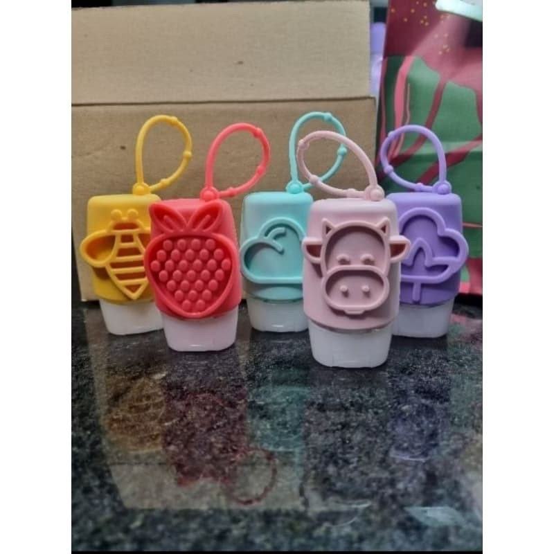 Cuide-se Bem - O Boticário - Capinha + Álcool gel para bolsa e mochila - Capinha + Creme de mãos para bolsa