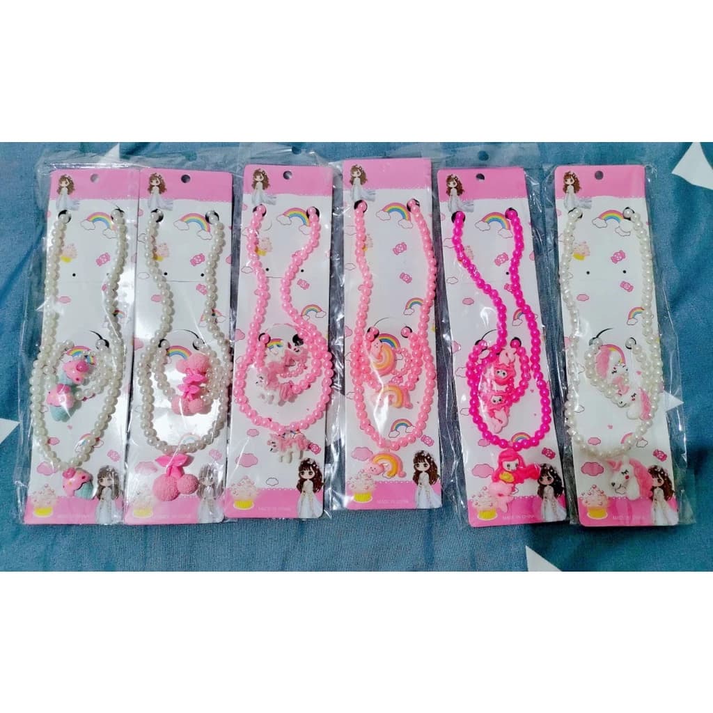 Kit 6  / 12 Cartelas DE COLAR CUNJUNTO CADA CARTEIRAS TEM Colar Pulseira Anel Com Pingente MODA Infantil