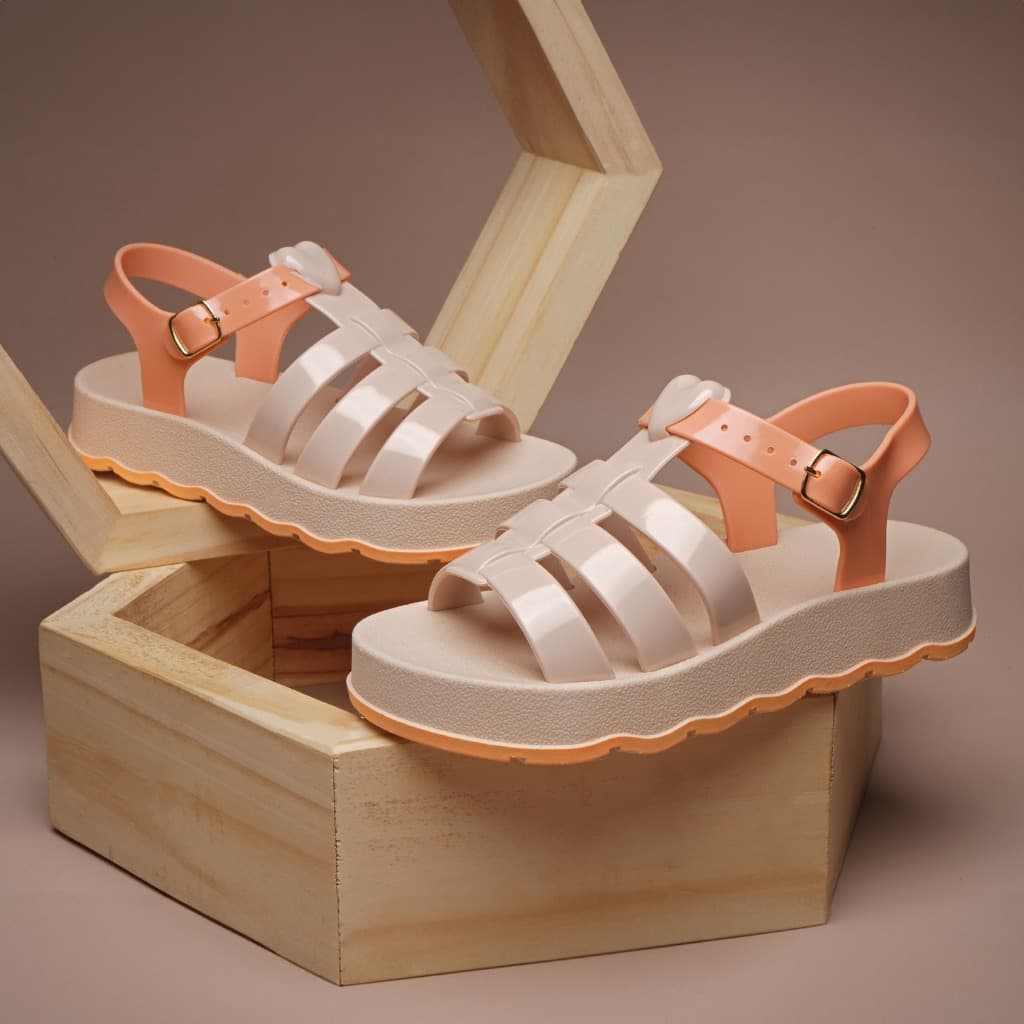 Sandália Lulu Juvenil 27 ao 34 NOVA Coração Leve Macia Confortável Envio Imediato LANÇAMENTO 2025