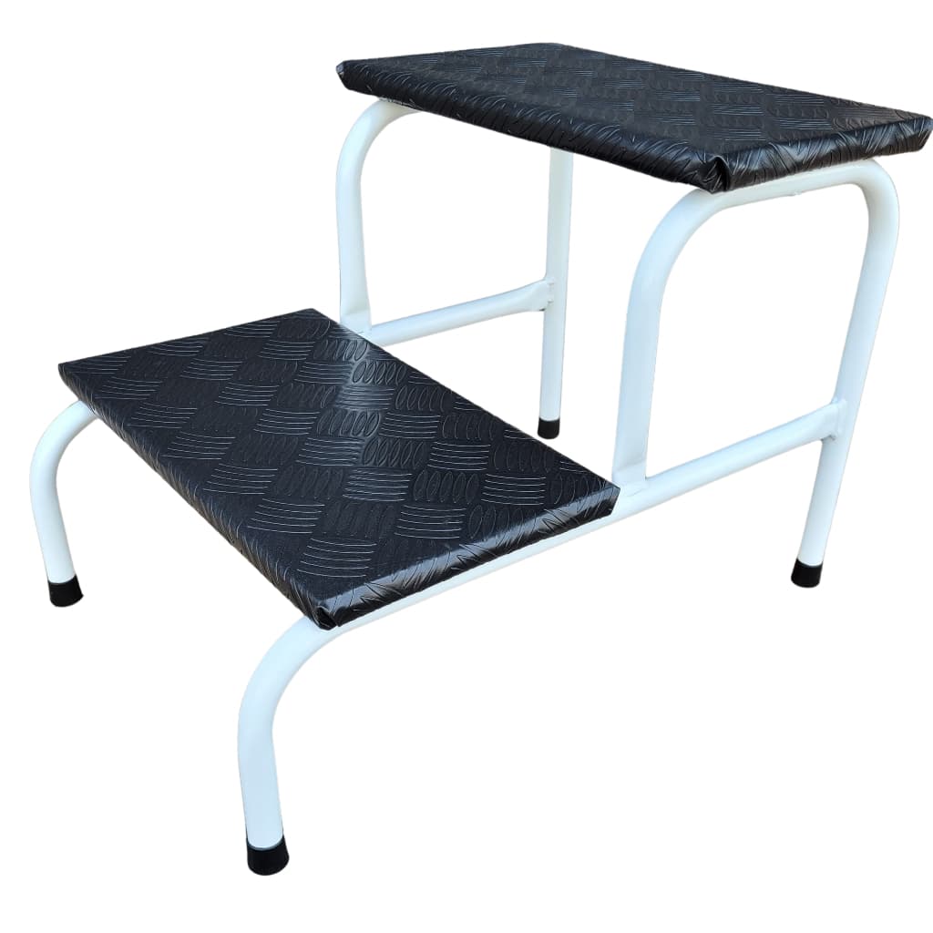 Escada Clínica de 2 Degraus Esmaltada Tubo 3/4 Com Piso em MDF Com Antiderrapante Branca